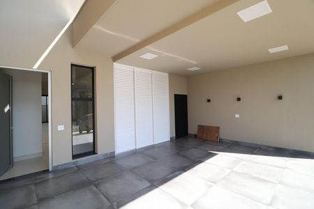 Casa de condomínio para alugar com 238m², 3 quartos e 2 vagasGaragem