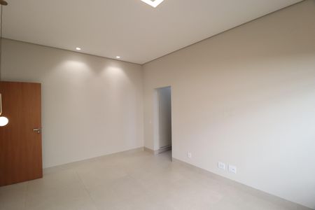 Casa de condomínio para alugar com 238m², 3 quartos e 2 vagas Suíte 1