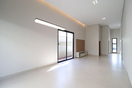 Casa de condomínio para alugar com 238m², 3 quartos e 2 vagasSala