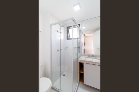 Banheiro de kitnet/studio para alugar com 1 quarto, 22m² em Perdizes, São Paulo