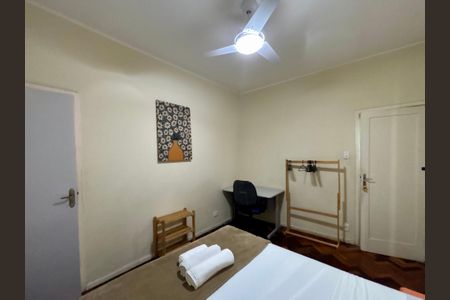 Apartamento para alugar com 148m², 4 quartos e sem vaga Apartamento para alugar com 148m², 4 quartos e sem vagaSuíte