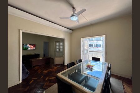 Apartamento para alugar com 148m², 4 quartos e sem vaga Apartamento para alugar com 148m², 4 quartos e sem vagaSala