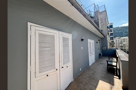 Apartamento para alugar com 148m², 4 quartos e sem vaga Apartamento para alugar com 148m², 4 quartos e sem vagaVaranda da Sala