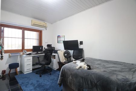 Casa à venda com 172m², 4 quartos e 4 vagasQuarto 2