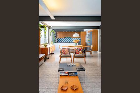 Casa à venda com 3 quartos, 260m² em Santo Amaro, São Paulo