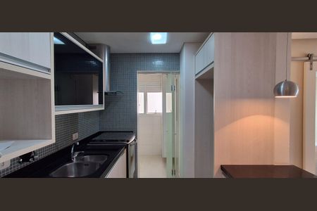 Casa à venda com 65m², 1 quarto e 2 vagas Casa à venda com 65m², 1 quarto e 2 vagasCozinha