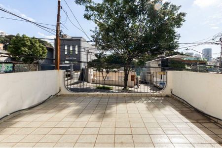 Casa à venda com 3 quartos, 120m² em Vila Clementino, São Paulo