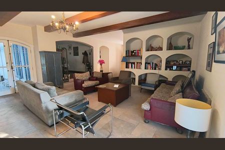 Casa à venda com 3 quartos, 368m² em Alto de Pinheiros, São Paulo