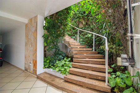 Casa à venda com 3 quartos, 198m² em Planalto Paulista, São Paulo