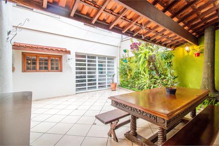 Casa à venda com 3 quartos, 198m² em Planalto Paulista, São Paulo