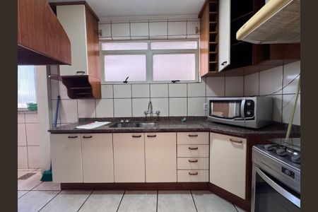 Apartamento à venda com 98m², 2 quartos e sem vaga Apartamento à venda com 98m², 2 quartos e sem vagaCozinha