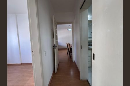 Apartamento à venda com 98m², 2 quartos e sem vaga Apartamento à venda com 98m², 2 quartos e sem vagaCorredor