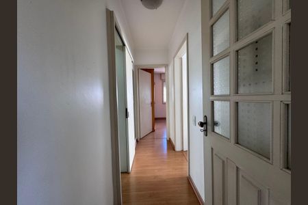 Apartamento à venda com 98m², 2 quartos e sem vaga Apartamento à venda com 98m², 2 quartos e sem vagaCorredor