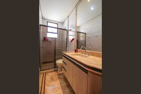 Apartamento à venda com 140m², 4 quartos e 3 vagas