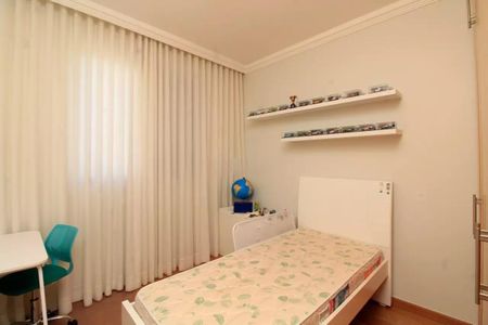 Apartamento à venda com 140m², 4 quartos e 3 vagas