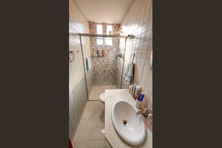 Apartamento à venda com 81m², 3 quartos e 2 vagasBanheiro