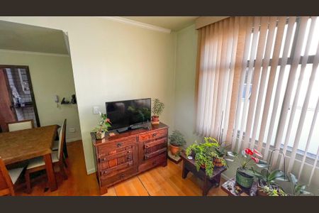 Apartamento à venda com 81m², 3 quartos e 2 vagasSala