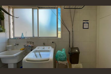 Apartamento à venda com 144m², 3 quartos e 1 vagaÁrea de Serviço