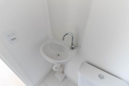 Studio para alugar com 19m², 1 quarto e sem vaga Studio para alugar com 19m², 1 quarto e sem vagaBanheiro