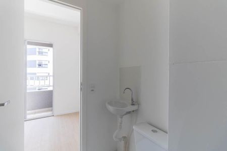 Studio para alugar com 19m², 1 quarto e sem vaga Studio para alugar com 19m², 1 quarto e sem vagaBanheiro