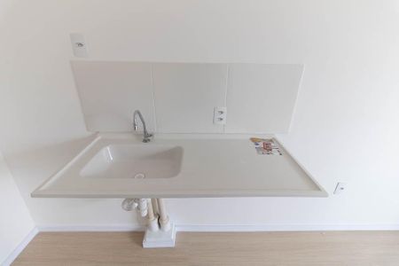 Studio para alugar com 19m², 1 quarto e sem vaga Studio para alugar com 19m², 1 quarto e sem vagaCozinha