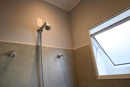 Casa de condomínio à venda com 192m², 3 quartos e 4 vagasBanheiro do Quarto 3