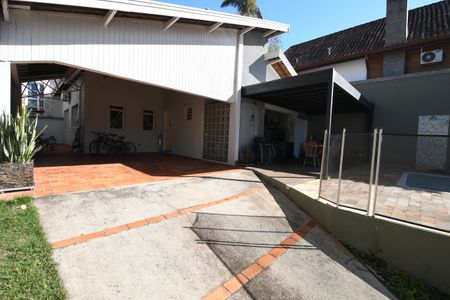 Casa de condomínio à venda com 192m², 3 quartos e 4 vagasGaragem