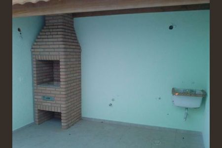 Casa à venda com 115m², 2 quartos e 2 vagas