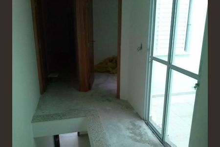 Casa à venda com 115m², 2 quartos e 2 vagas