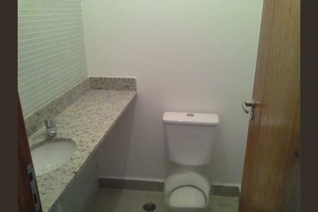 Casa à venda com 2 quartos, 115m² em Vila Guarani (Zona Sul), São Paulo