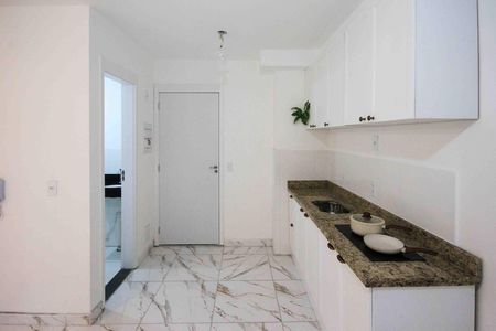 Cozinha de kitnet/studio para alugar com 1 quarto, 28m² em Vila Ema, São Paulo