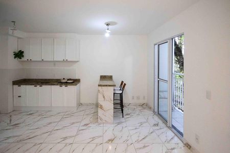 Studio de kitnet/studio para alugar com 1 quarto, 28m² em Vila Ema, São Paulo