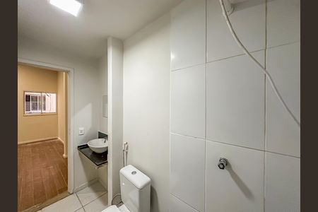 Studio para alugar com 40m², 1 quarto e sem vaga Studio para alugar com 40m², 1 quarto e sem vagaBanheiro Social
