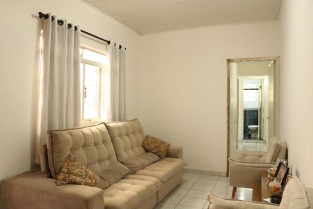 Casa à venda com 116m², 3 quartos e 1 vagaSala