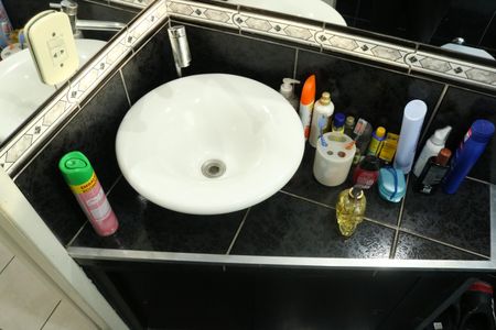 Casa à venda com 116m², 3 quartos e 1 vagaBanheiro 1