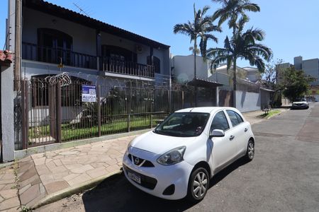 Casa para alugar com 600m², 5 quartos e 2 vagasFachada