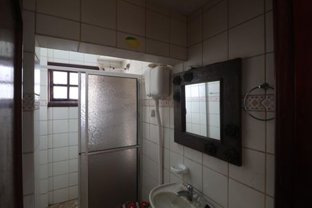 Casa para alugar com 600m², 5 quartos e 2 vagasBanheiro de serviço