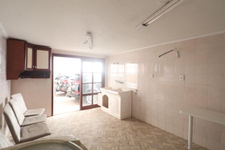 Casa para alugar com 600m², 5 quartos e 2 vagasÁrea de Serviço