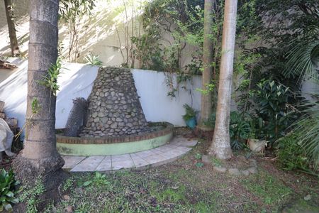 Casa para alugar com 600m², 5 quartos e 2 vagasÁrea externa