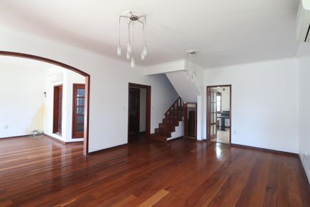 Sala 1 de casa para alugar com 5 quartos, 600m² em Marechal Rondon, Canoas
