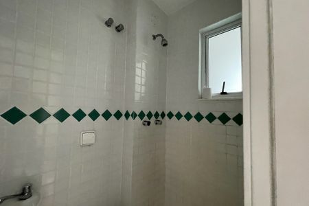 Apartamento para alugar com 258m², 3 quartos e 3 vagas Apartamento para alugar com 258m², 3 quartos e 3 vagasBanheiro de serviço