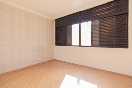 Apartamento para alugar com 160m², 3 quartos e 1 vagaQuarto 2
