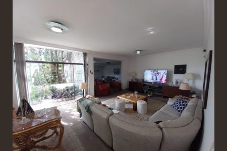 Casa à venda com 4 quartos, 618m² em Vila Progredior, São Paulo