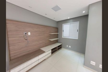 Apartamento à venda com 2 quartos, 76m² em Vila Paulo Silas, São Paulo