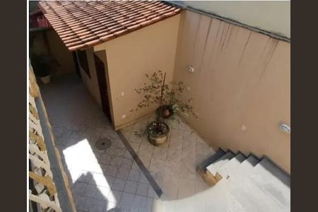 Casa à venda com 220m², 3 quartos e 2 vagas