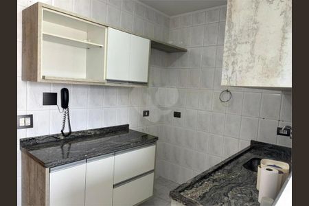 Apartamento à venda com 72m², 2 quartos e sem vaga