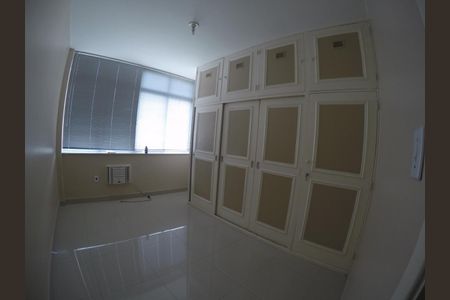 Apartamento à venda com 75m², 2 quartos e sem vaga