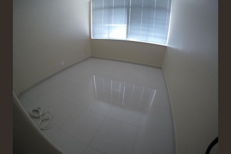 Apartamento à venda com 75m², 2 quartos e sem vaga