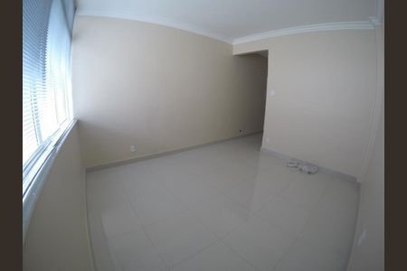 Apartamento à venda com 75m², 2 quartos e sem vaga
