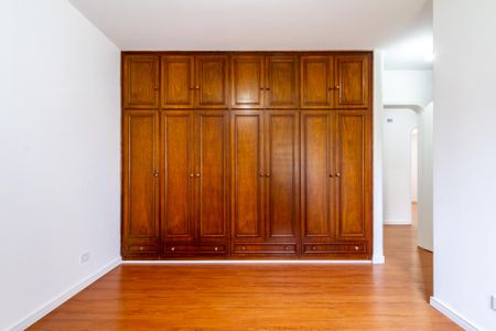 Apartamento à venda com 180m², 4 quartos e 3 vagas Apartamento à venda com 180m², 4 quartos e 3 vagasQuarto 3